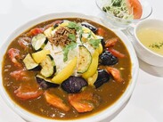 ごろっとトマトの辛口カレー