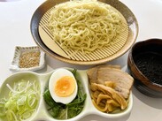 ざるラーメン